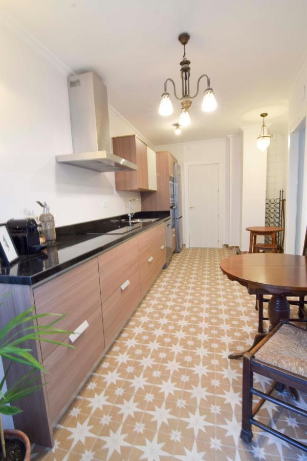 P&P Apartamentos Paseo Maritimo Pablo Ruiz Picasso Malaga Exterior photo