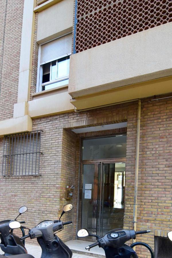 P&P Apartamentos Paseo Maritimo Pablo Ruiz Picasso Malaga Exterior photo