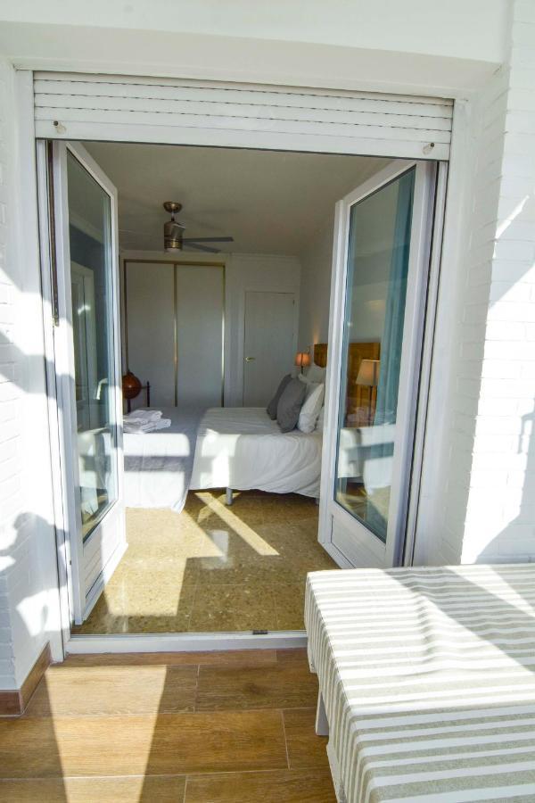 P&P Apartamentos Paseo Maritimo Pablo Ruiz Picasso Malaga Exterior photo