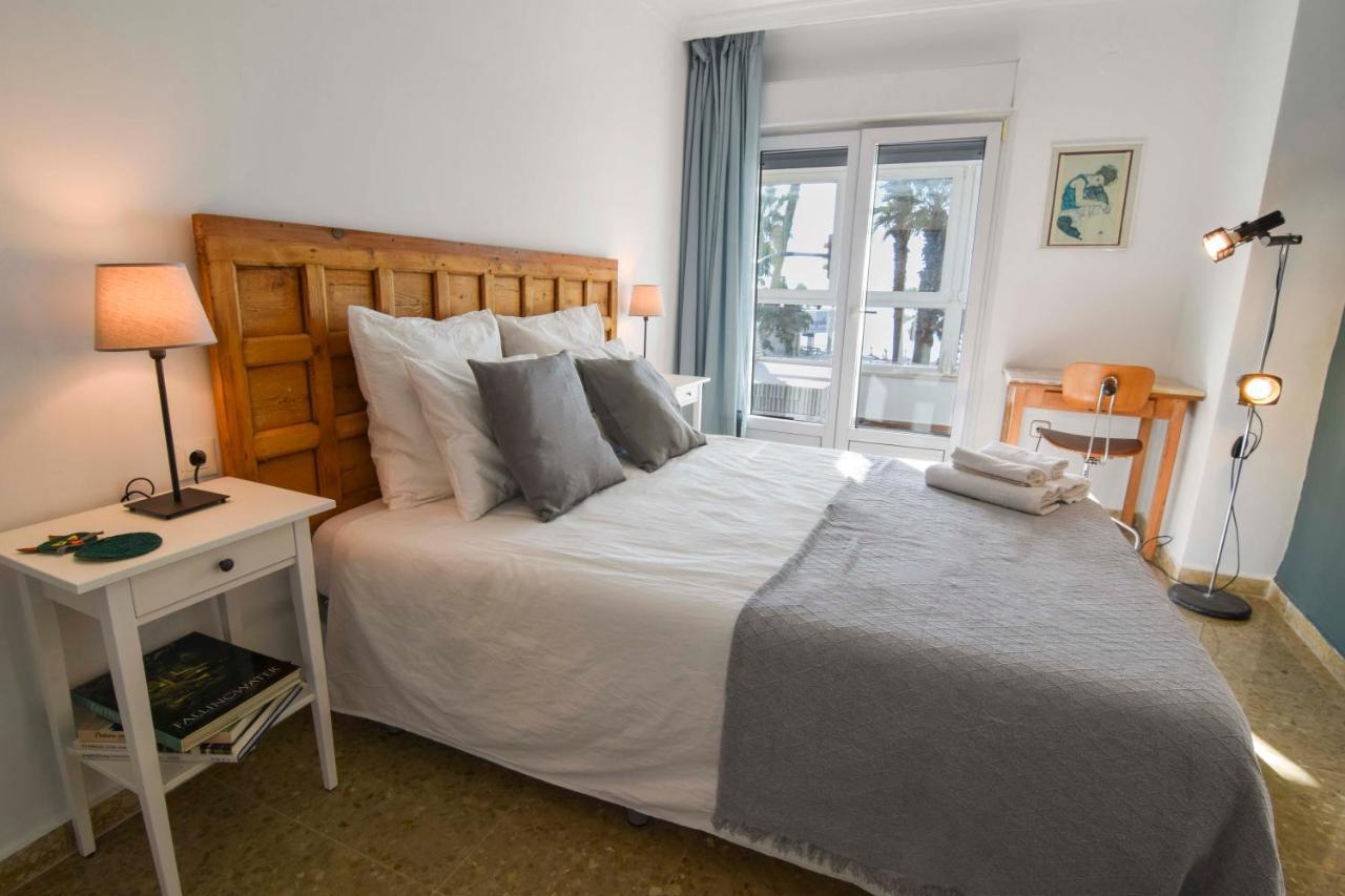 P&P Apartamentos Paseo Maritimo Pablo Ruiz Picasso Malaga Exterior photo