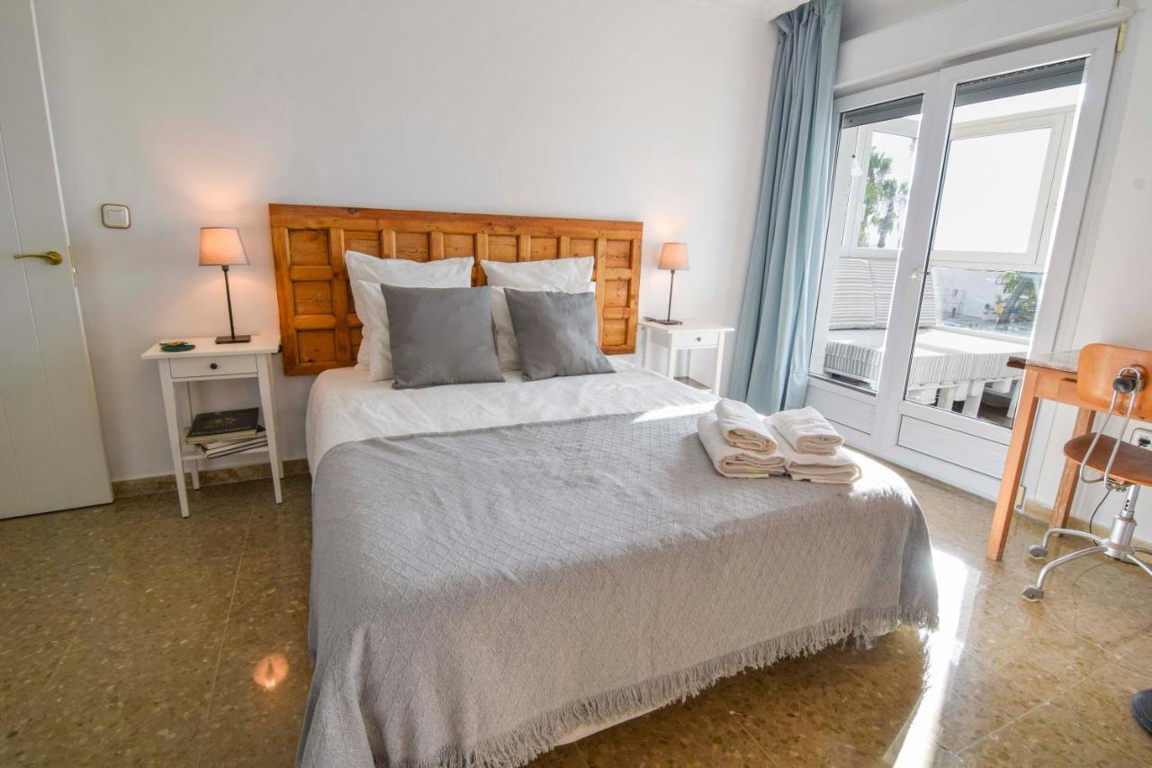 P&P Apartamentos Paseo Maritimo Pablo Ruiz Picasso Malaga Exterior photo
