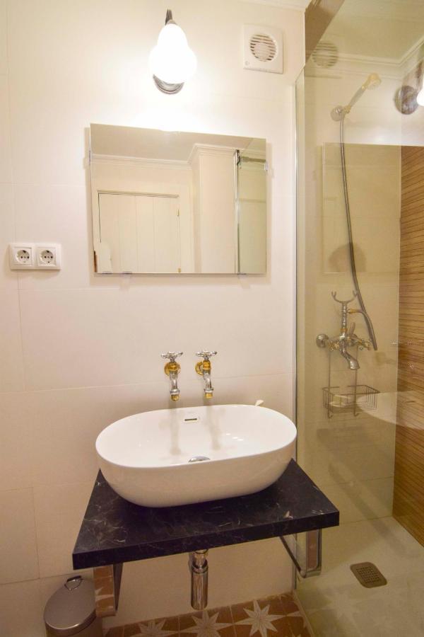 P&P Apartamentos Paseo Maritimo Pablo Ruiz Picasso Malaga Exterior photo